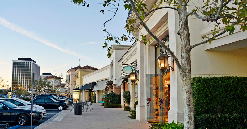Shopping plaza