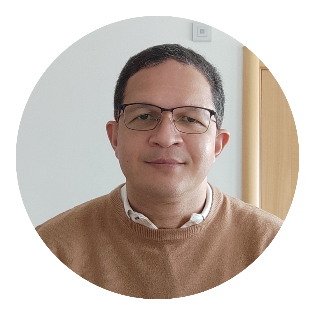 Dr Bruno Paiva Headshot