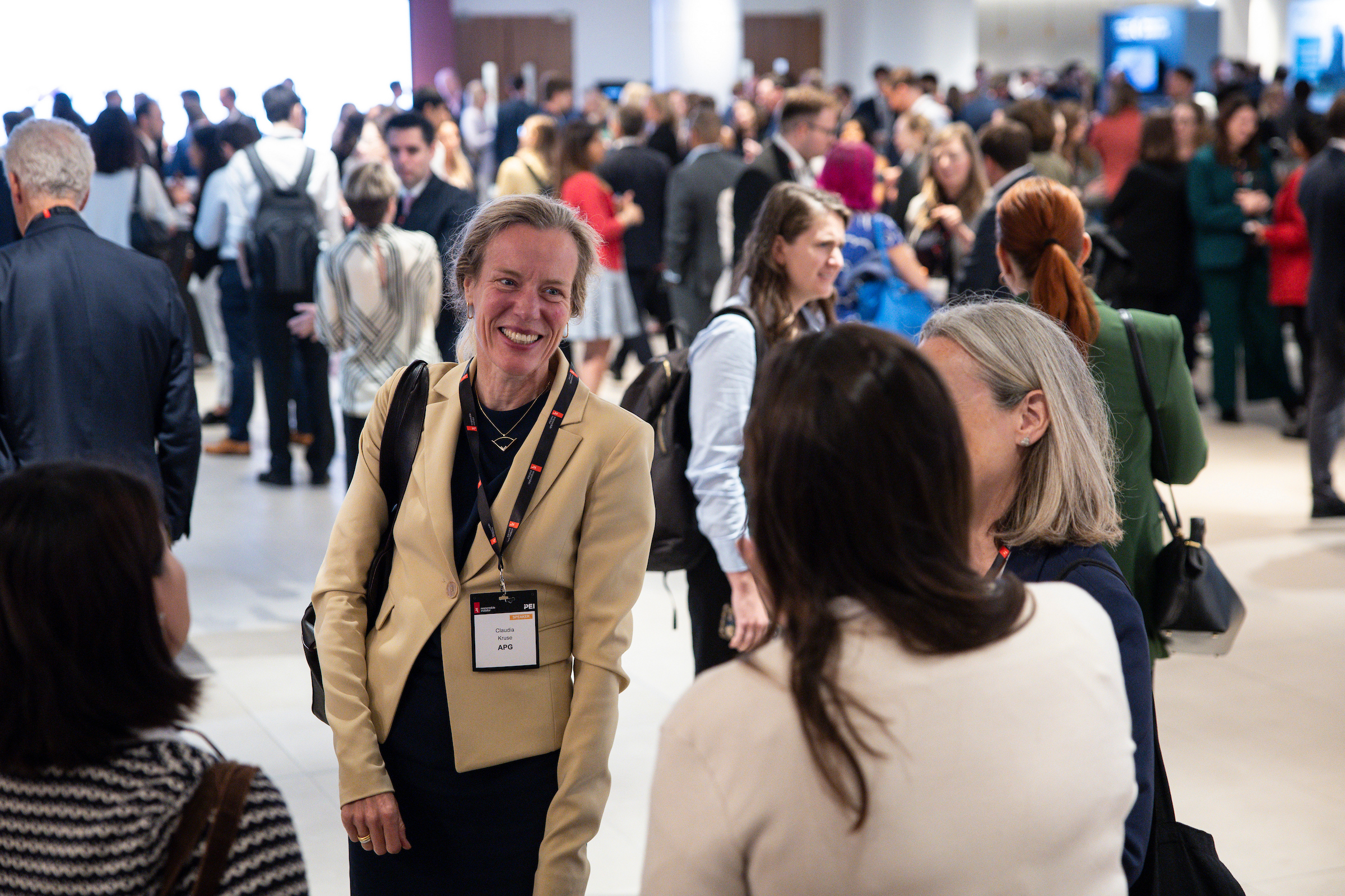 Networking crowd at RI Europe 2025